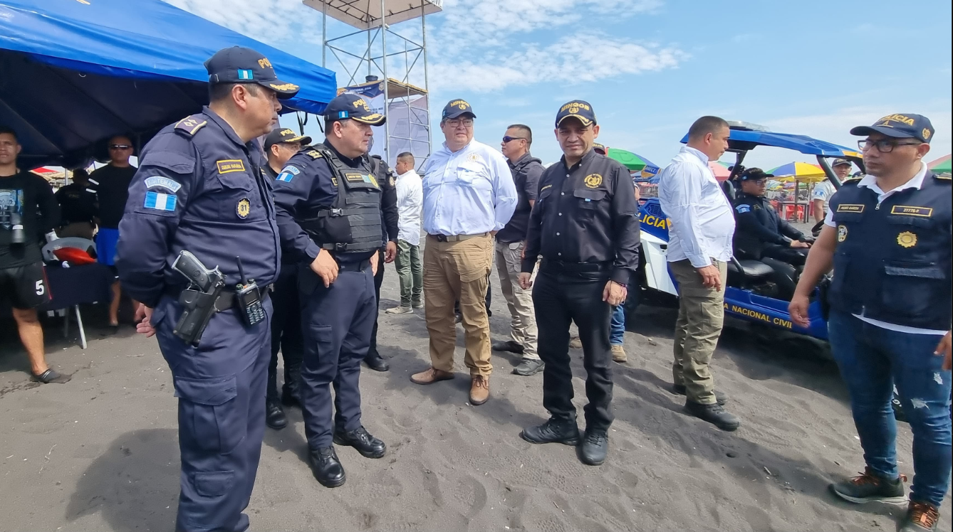 Ministro de Gobernación y Director de la PNC supervisan operativos de seguridad