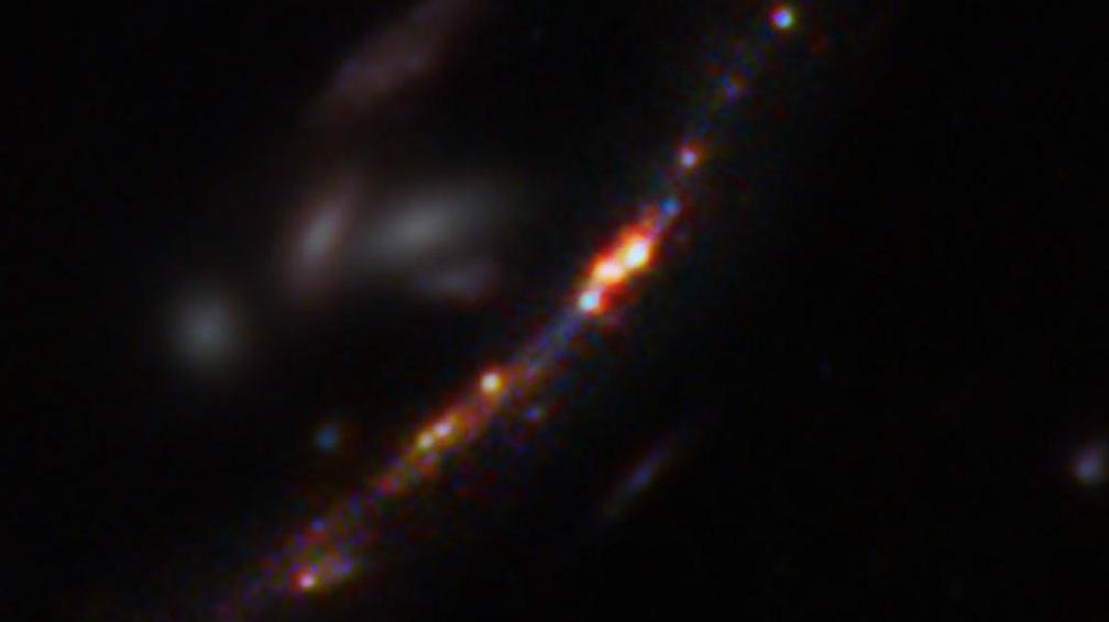 Firefly Sparkle, galaxia similar a la Vía Láctea creada 600 millones de años tras Big Bang