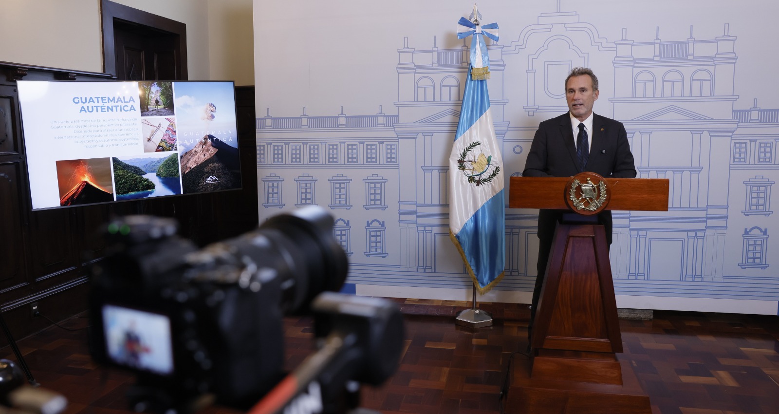 Inguat conformará comisión nacional para redefinir campaña Marca País