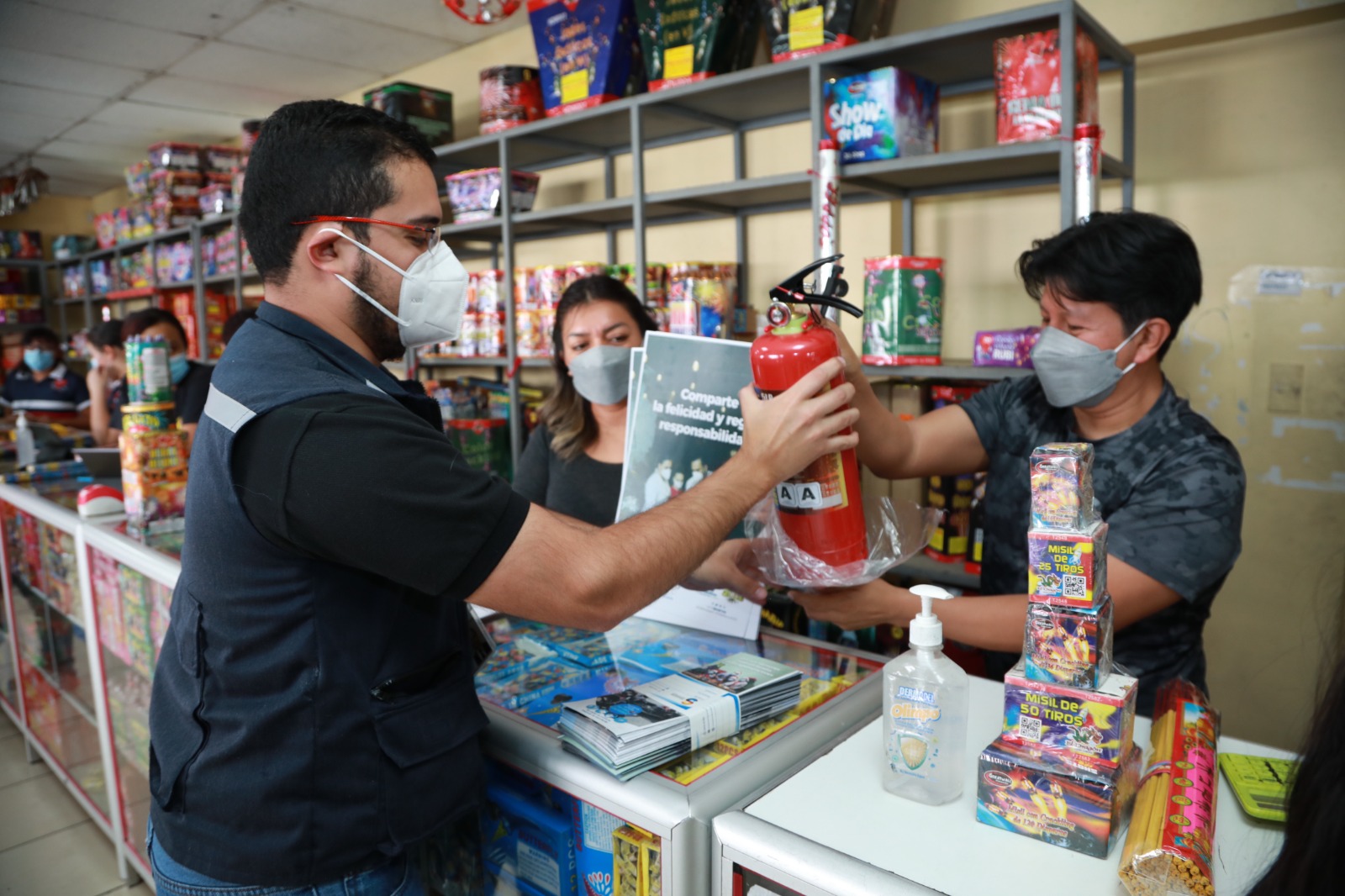 Un total de 60 inspectores visitarán más de 400 comercios durante este año. / Foto: cortesía IGSS