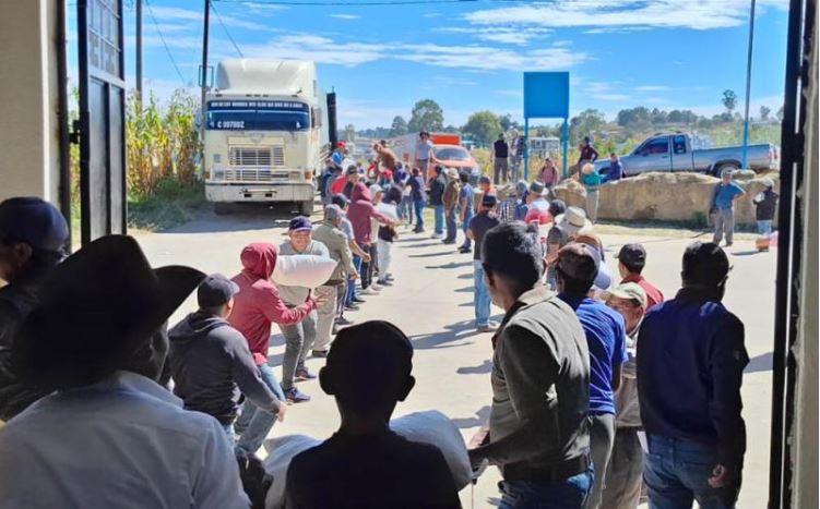 Más de 4 mil familias de San Antonio Ilotenango reciben alimentos por acciones