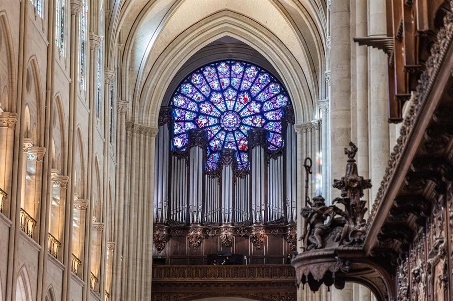 Francia moviliza miles de agentes e impone restricciones para la reapertura de Notre Dame
