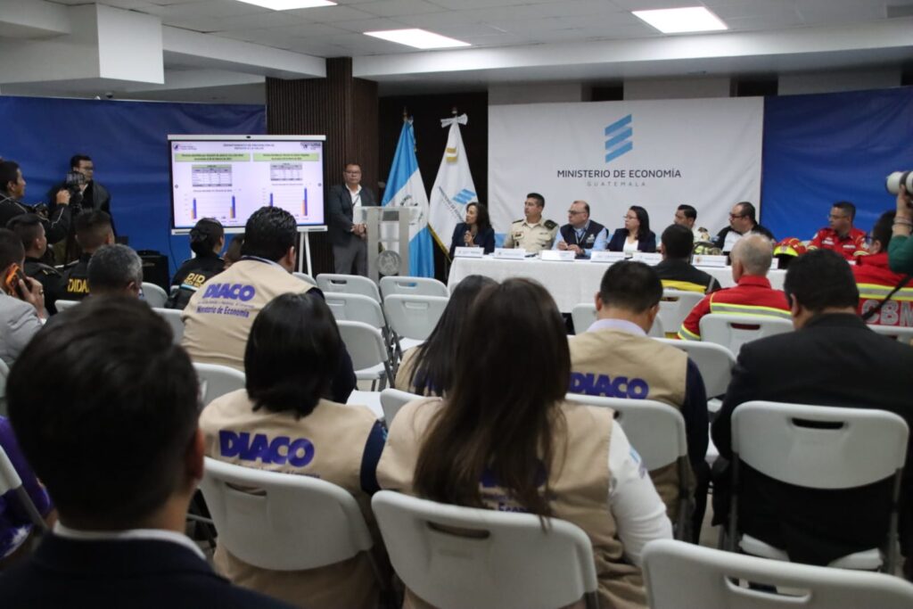Para lograr la inclusión de los pueblos indígenas el Ministerio de Gobernación presentó detalles del Plan Belén 2024, en idioma maya. / Foto: cortesía Mingob