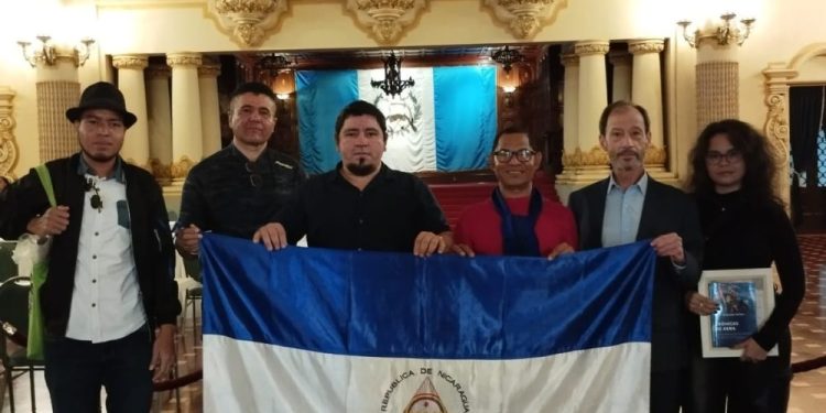 Presidente Arévalo recibió a activistas excarcelados de Nicaragua. / Foto: La Prensa de Nicaragua.