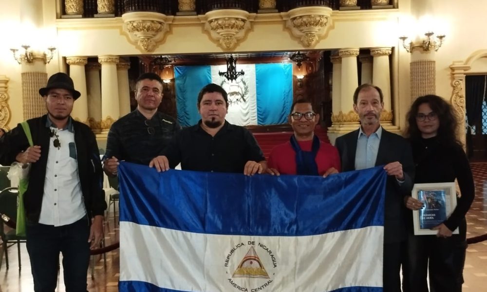 Presidente Bernardo Arévalo se reúne con exiliados nicaragüenses