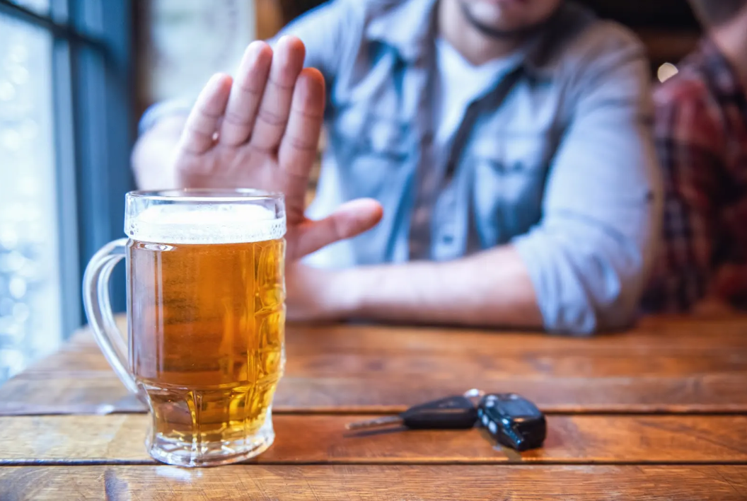 Por su salud, modere la ingesta de bebidas alcohólicas en las fiestas de fin de año