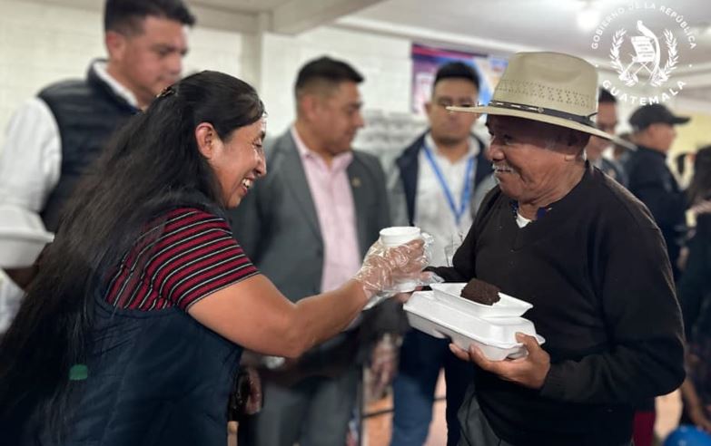 Habilitan comedor social en Santa María Chiquimula, Totonicapán
