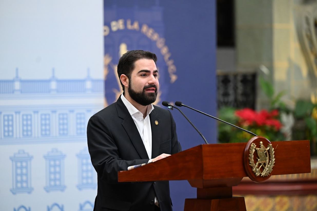 Presidente visitará Purulhá, Baja Verapaz, para inaugurar la habilitación del kilómetro mil de caminos de terracería