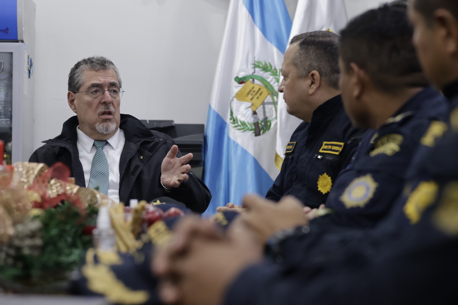 Presidente Arévalo supervisa plan de seguridad para las fiestas de fin de año