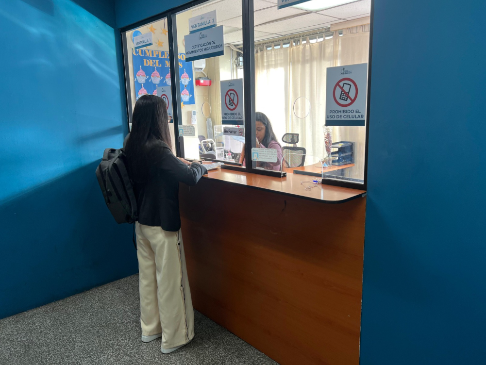 Personas con citas en fechas que habrá descansos deberán atender el anuncio de Migración. / Foto: IGM.