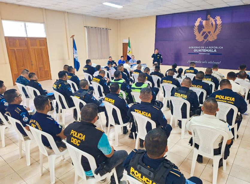 Refuerzan seguridad durante festividades de fin de año en Petén