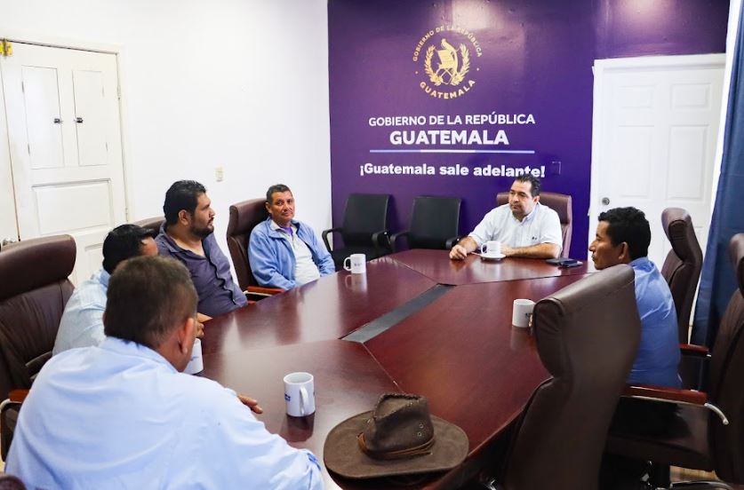 Dan seguimiento a solicitudes administrativas del sindicato del parque nacional Tikal