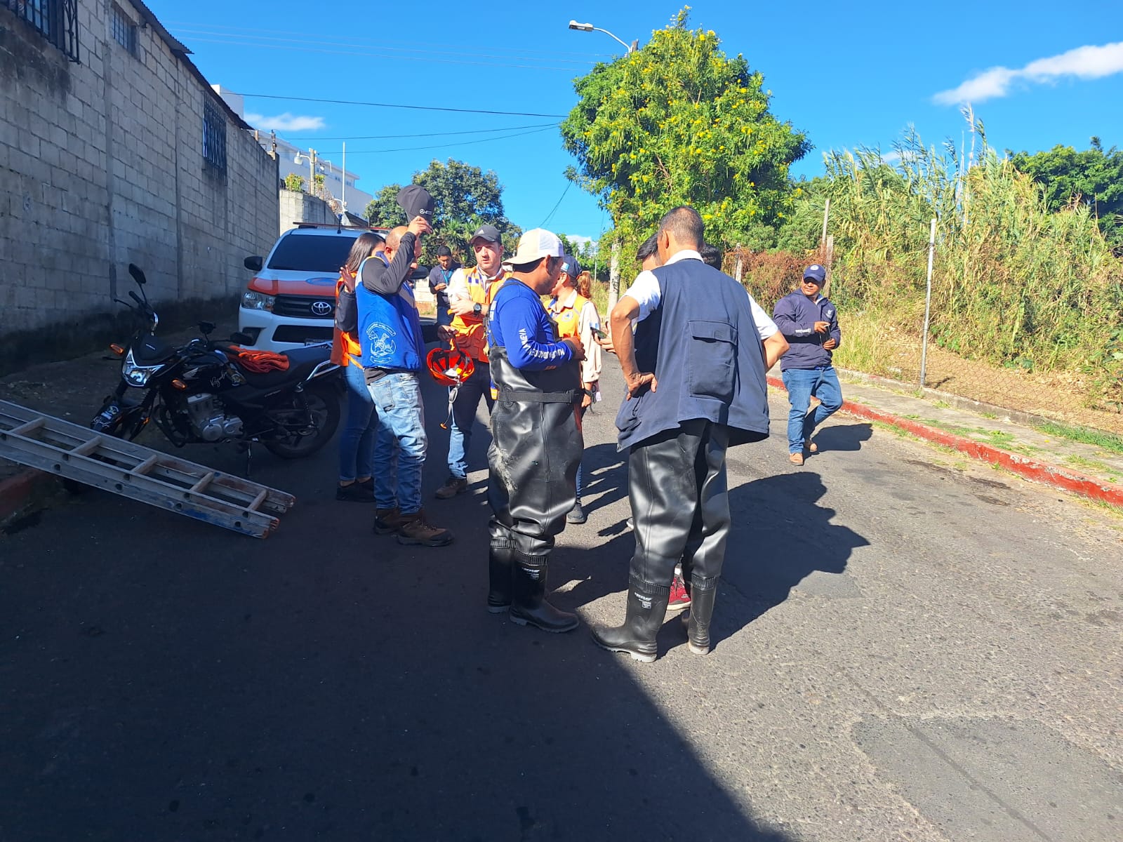 Conred efectúa inspecciones por reporte de retumbos en colonias de Villa Nueva