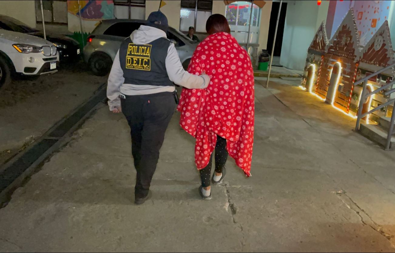 PNC rescata a bebé de tres meses en menos de 24 horas tras ser secuestrado en zona 18