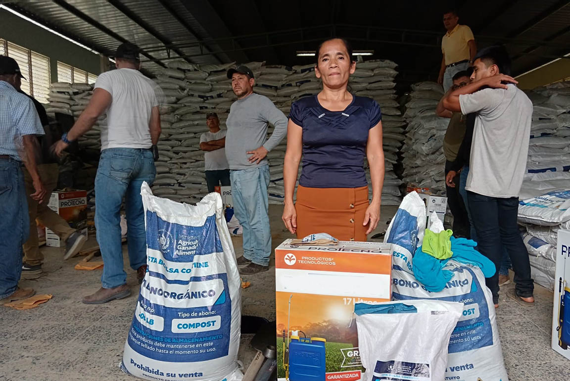 MAGA entrega Bono Campesino a agricultores familiares de tres municipios