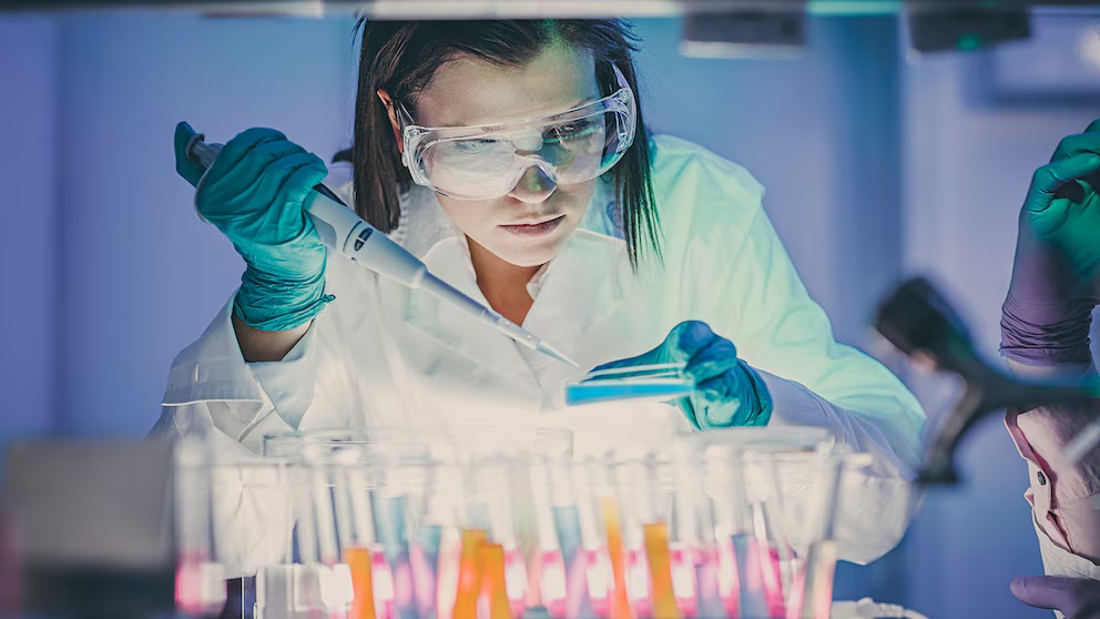 IA identifica nuevos candidatos a antibióticos contra una bacteria resistente