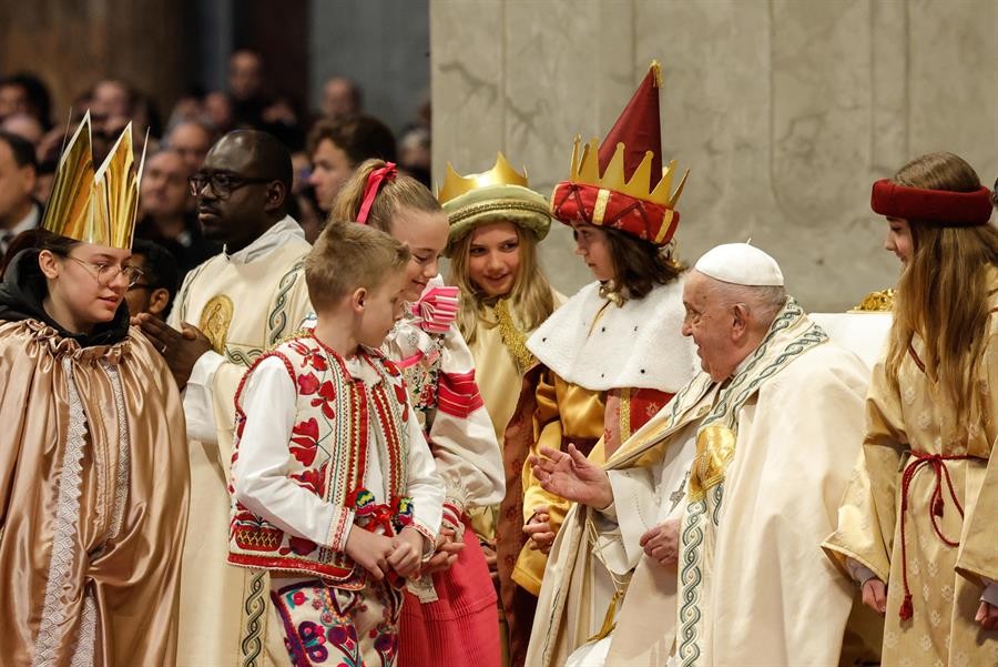 El papa pide la condonación de la deuda a los países más pobres en el inicio del Año Nuevo