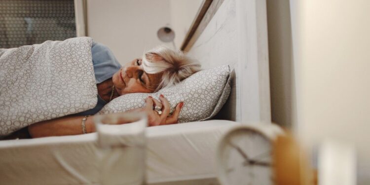 El sueño profundo no solo descansa, también despeja la mente