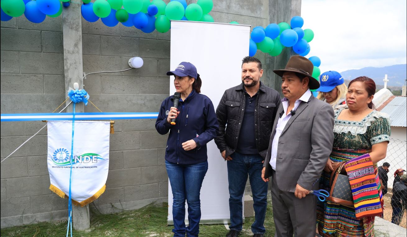 Electrificación rural beneficia a 490 habitantes de Quiché