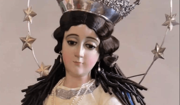 Inmaculada de los Santos Reyes recorre calles de la zona 8