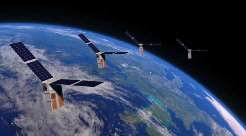 Mujer guatemalteca, ¿te gustaría participar en el desarrollo de un satélite lunar?