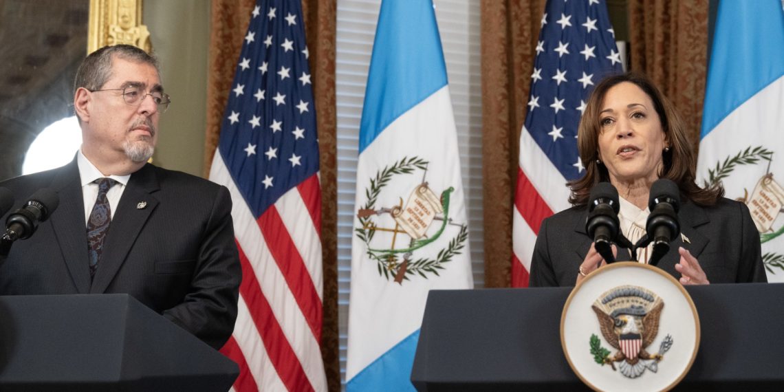 Kamala Harris agradece al presidente Arévalo su trabajo en beneficio de Guatemala y EE.UU.