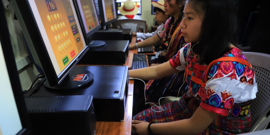 Mineduc destaca avances en salud escolar, alimentación e infraestructura educativa