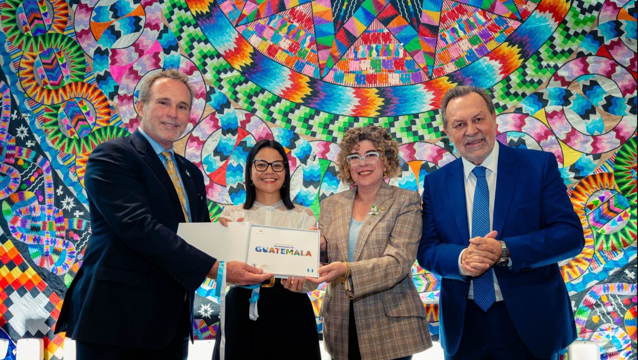 ONU Turismo entrega guía de inversión para Guatemala