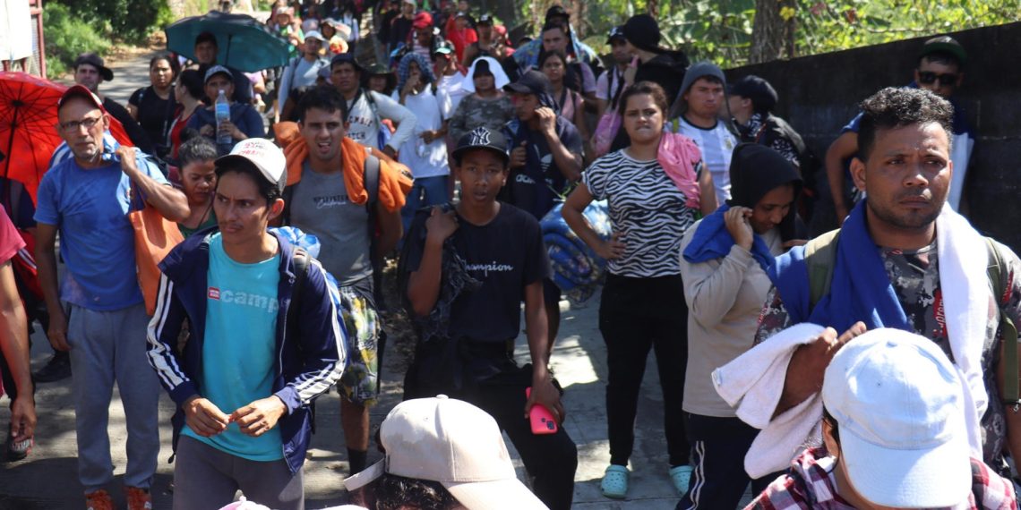 Presidente Arévalo manifestó apoyo a migrantes ante endurecimiento de leyes migratorias de EE. UU. / Foto: EFE.