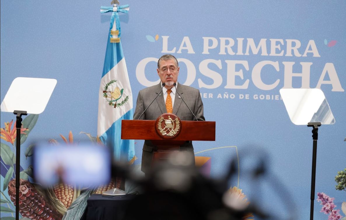 Presidente Bernardo Arévalo en conferencia de prensa