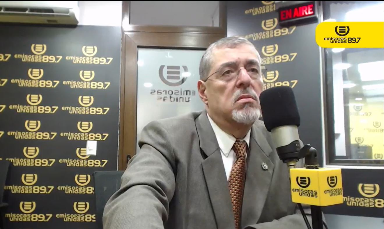 Presidente Arévalo destaca que su actuar y el de su gobierno está apegado a la ley