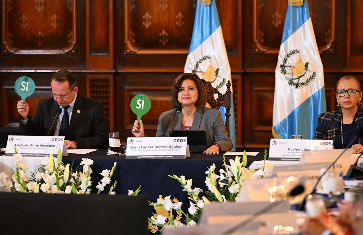 Reunión del GEDS. / Foto: Byron de la Cruz.