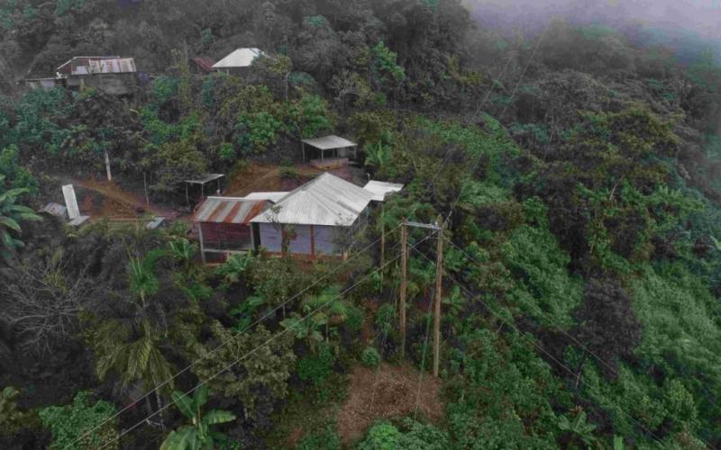 Vecinos de Santa Eulalia, Huehuetenango, ya cuentan con electricidad. / Foto: INDE.