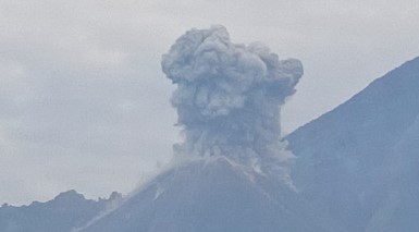 Un equipo italiano estudiará el vulcanismo explosivo en volcanes de Fuego y Santiaguito