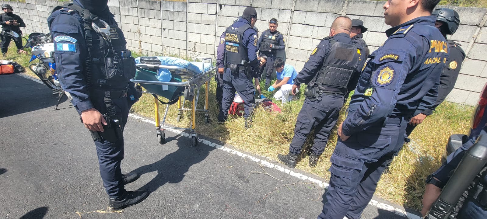 PNC captura a dos presuntos sicarios tras persecución en Villa Nueva