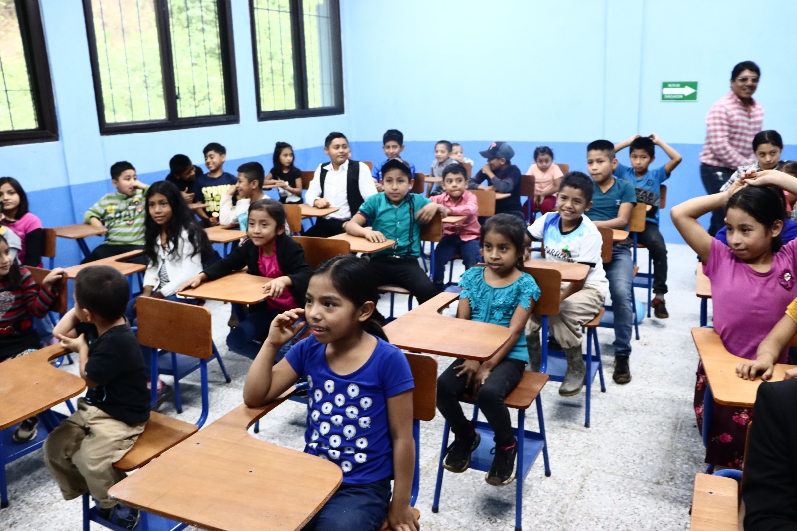 Nuevas y modernas instalaciones educativas en aldea Peña del Ángel, Purulhá, Baja Verapaz