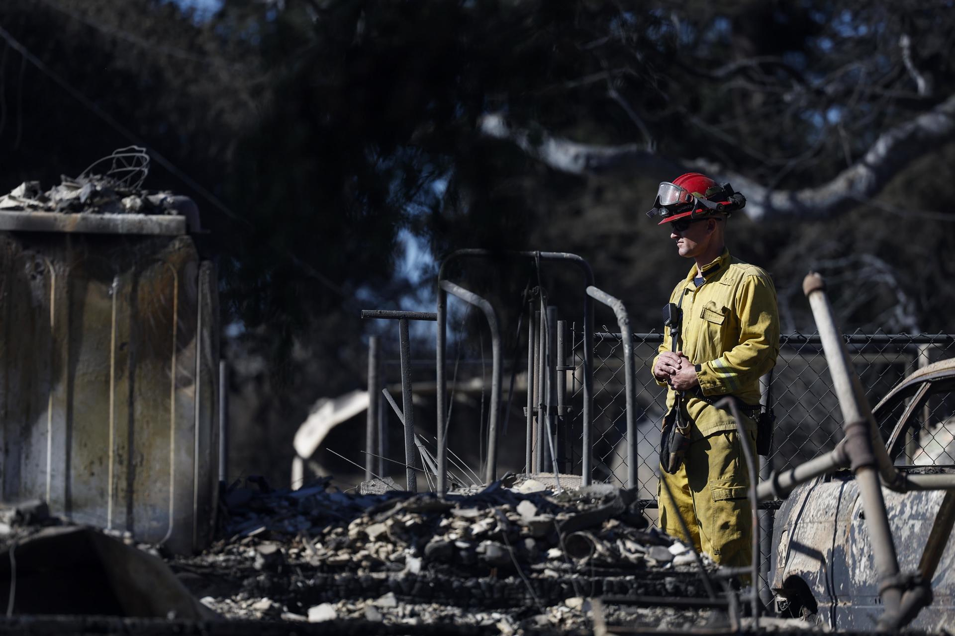 Vientos podrían avivar los incendios en Los Ángeles. / Foto: EFE.