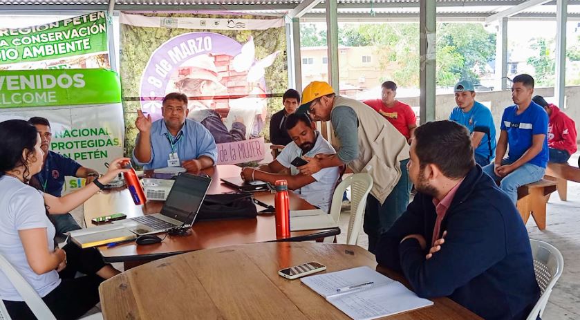 Seguimiento de estrategias para prevenir incendios forestales en áreas protegidas de Petén