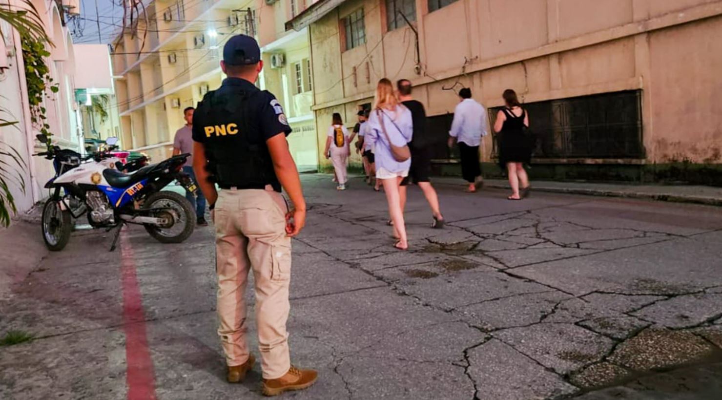 Reiteran trabajo en conjunto para garantizar la seguridad durante feria departamental de Petén
