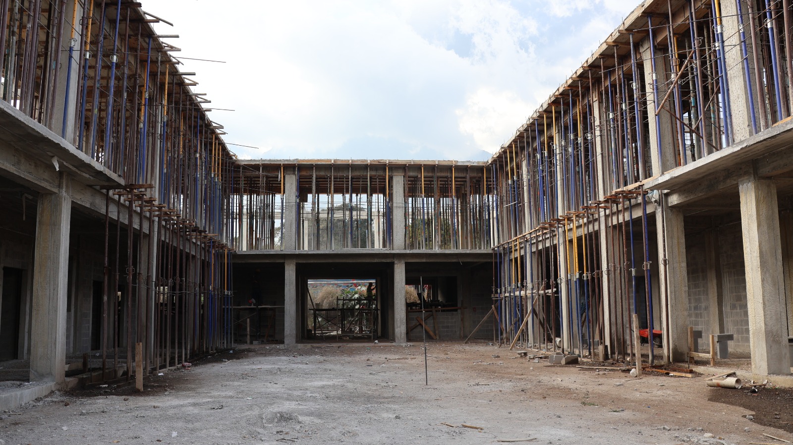 Fiscalizan avances de obras financiadas con fondos del Codede de Sacatepéquez