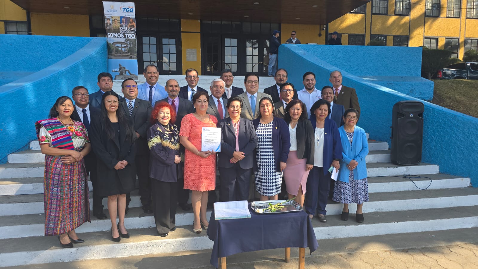 El cambio de la Rosa de la Paz en Quetzaltenango, un reconocimiento al compromiso y la excelencia