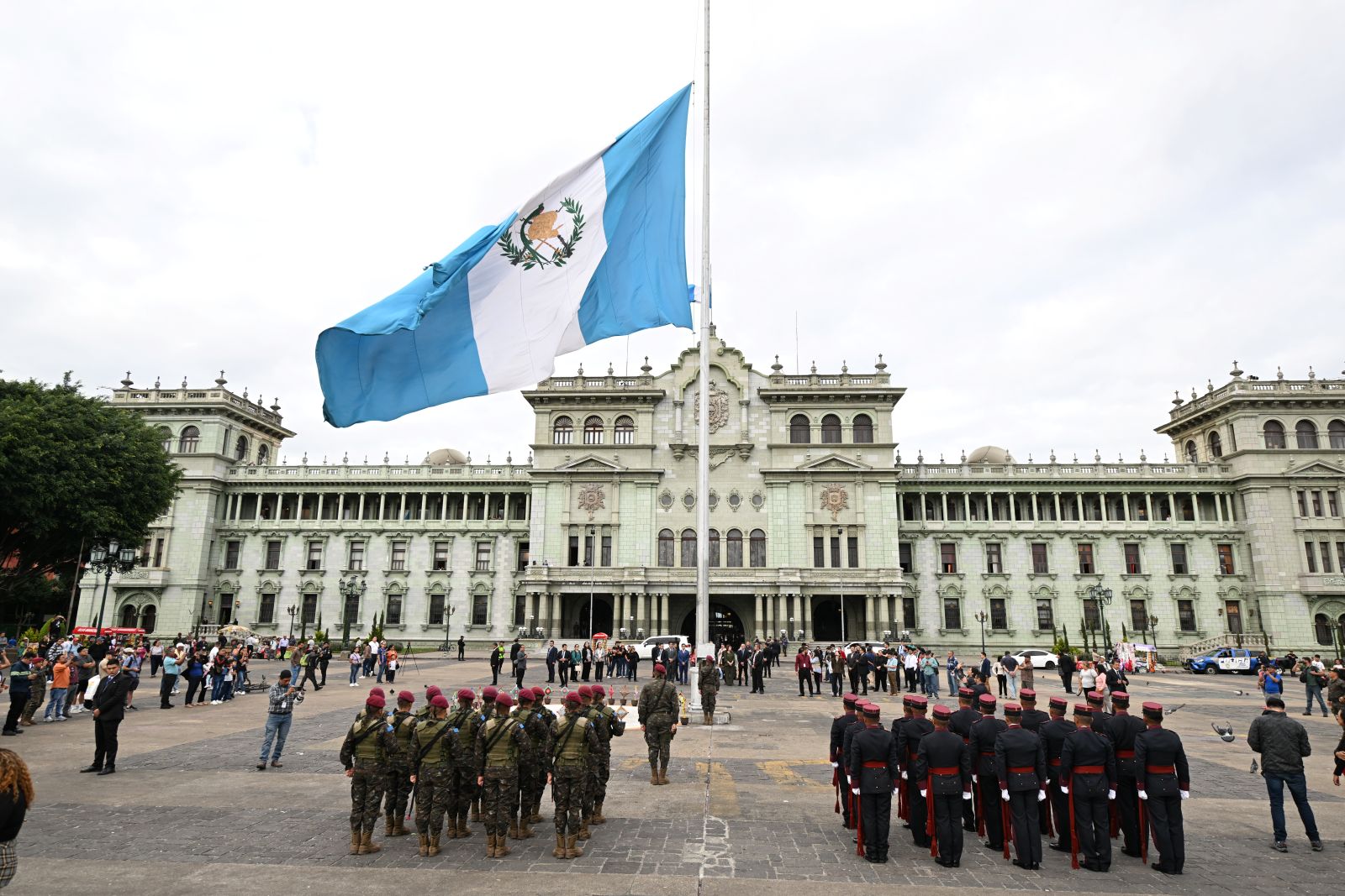 Gobierno oficializa declaración de duelo nacional por trágico hecho de tránsito
