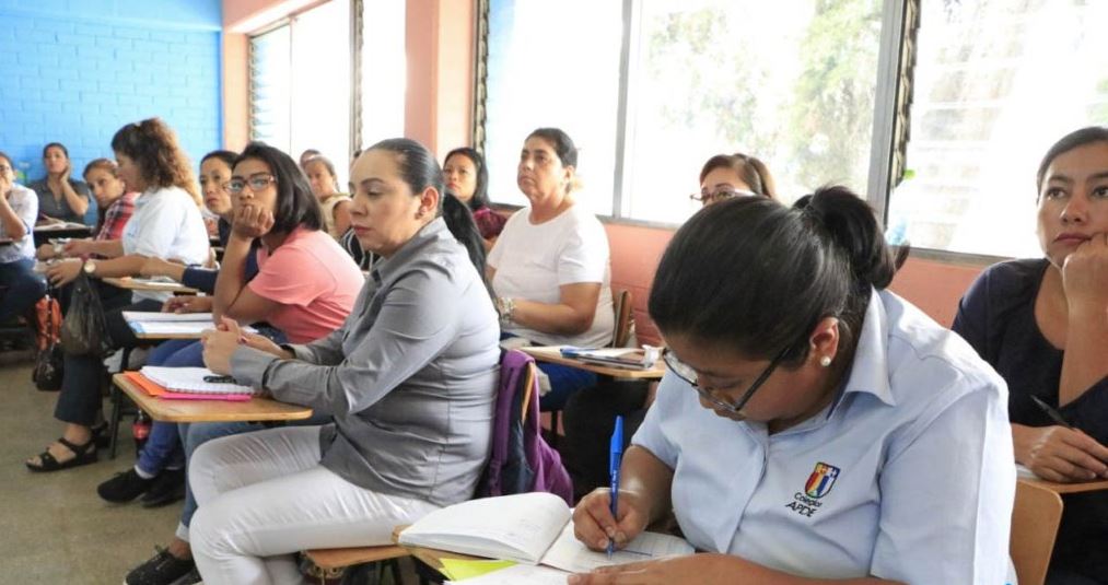 Se impartirá taller de capacitación para certificarse como niñera. /Foto: SBS.