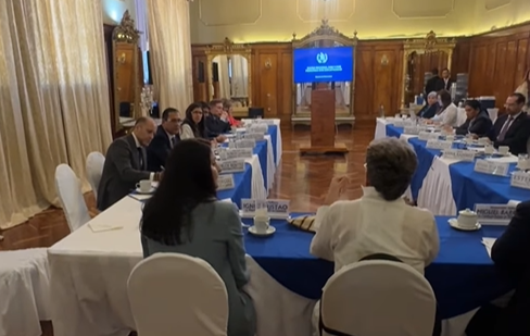 Primera dama Lucrecia Peinado impulsa inclusión de personas con discapacidad