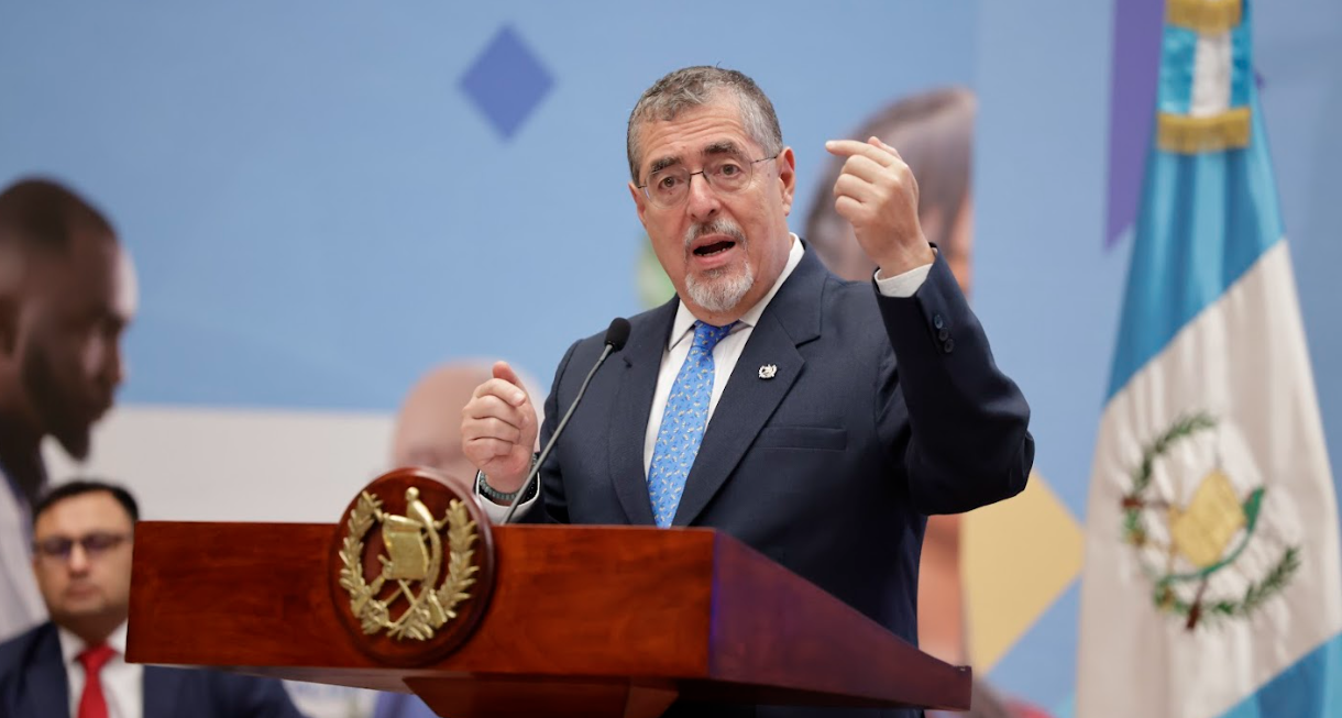 El presidente, Bernardo Arévalo, anunció la llegada de una delegación de ingenieros del Ejército de EE.UU. / Foto: Daniel Ordoñez