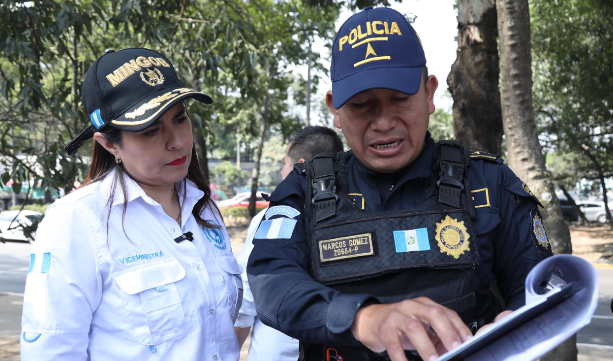 Viceministra de Seguridad supervisa operativos de seguridad en zona 8. /Foto: Mingob.
