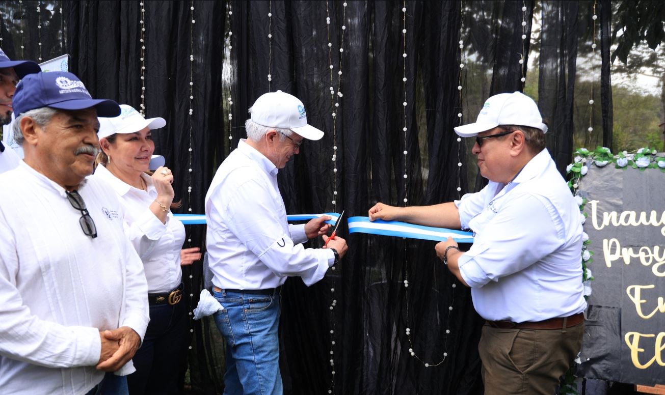 INDE lleva la electrificación rural a las aldeas de La Unión, Zacapa