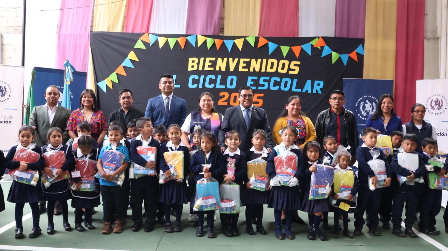 Dan la bienvenida al ciclo escolar 2025 en Sacatepéquez