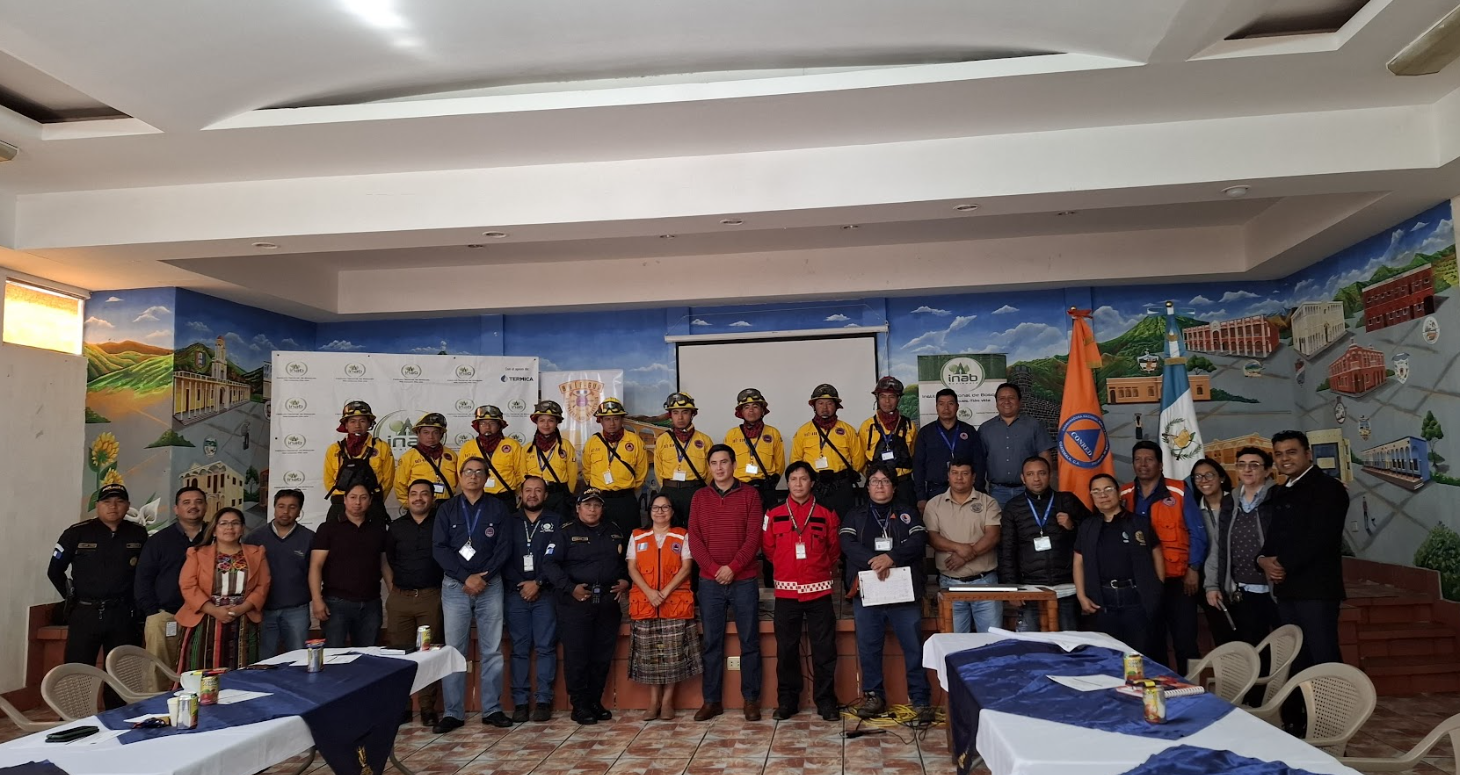 Coordinan acciones para prevenir incendios forestales en Chimaltenango