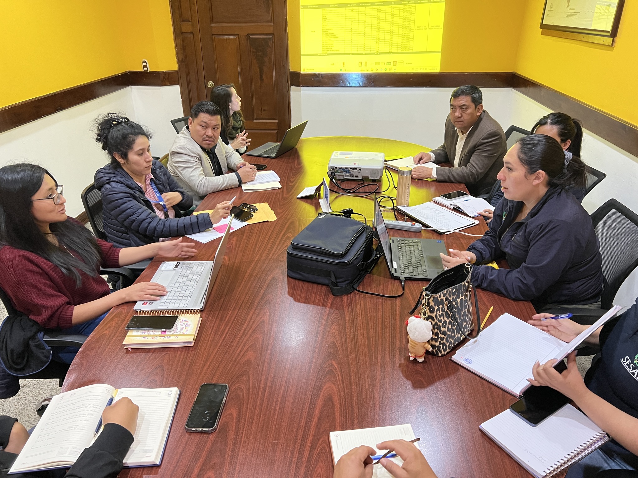 Codesan de Quiché coordina entrega de raciones alimentarias en los municipios